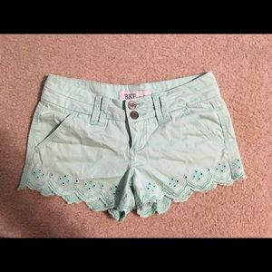 Mint scalloped BKE shorts